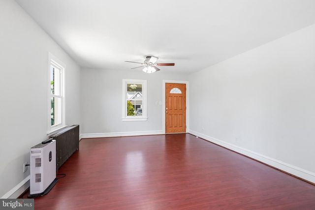 126 TOMLIN STATION RD, Gibbstown, NJ 08027
