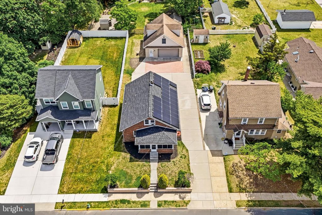 126 TOMLIN STATION RD, Gibbstown, NJ 08027