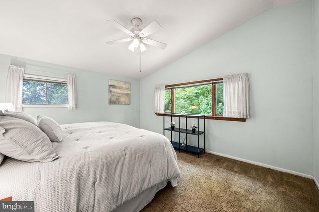 41 CAMELOT DR, Plymouth Meeting, PA 19462