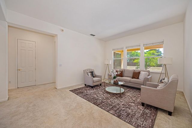 8001 Stallion Way, Sacramento, CA 95830