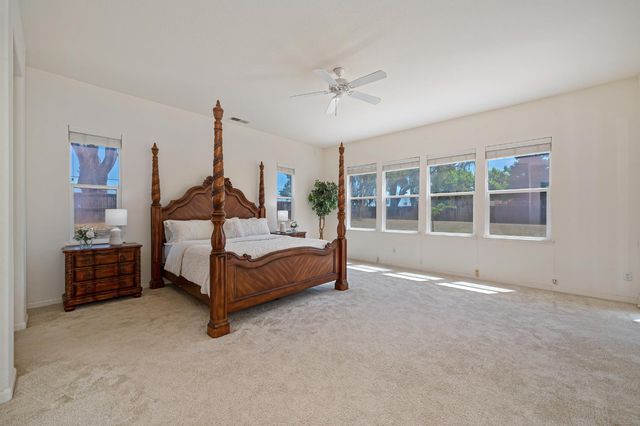 8001 Stallion Way, Sacramento, CA 95830