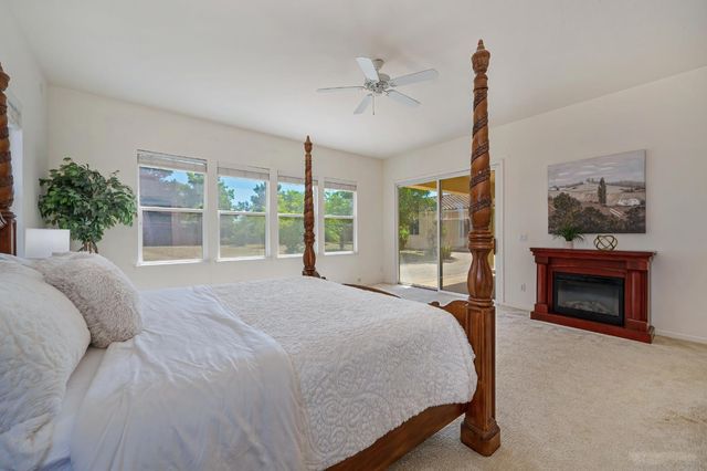 8001 Stallion Way, Sacramento, CA 95830