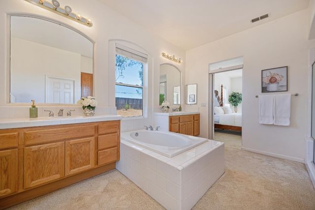 8001 Stallion Way, Sacramento, CA 95830