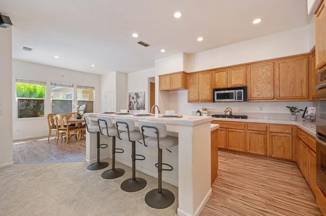 8001 Stallion Way, Sacramento, CA 95830