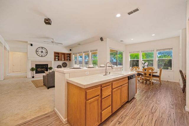 8001 Stallion Way, Sacramento, CA 95830
