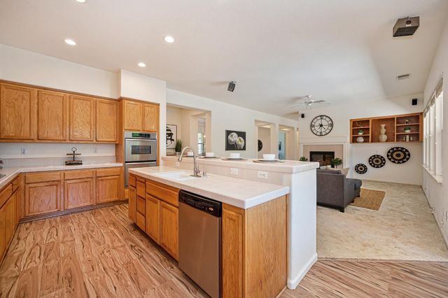 8001 Stallion Way, Sacramento, CA 95830