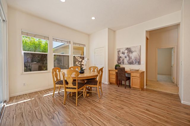 8001 Stallion Way, Sacramento, CA 95830