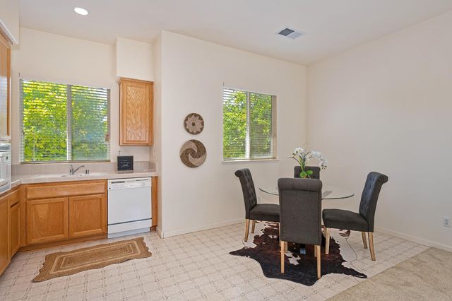 8001 Stallion Way, Sacramento, CA 95830