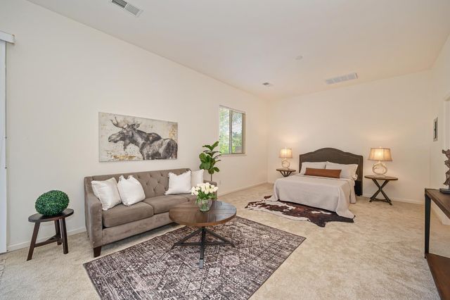 8001 Stallion Way, Sacramento, CA 95830