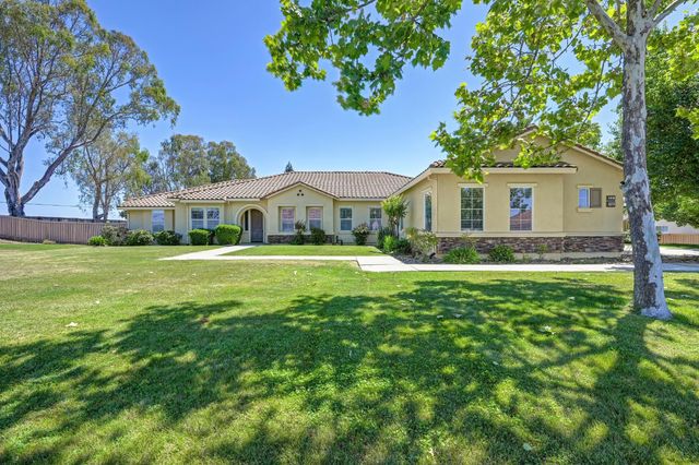 8001 Stallion Way, Sacramento, CA 95830