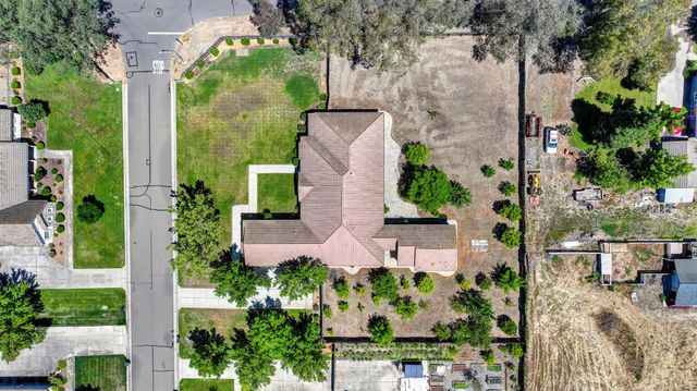 8001 Stallion Way, Sacramento, CA 95830