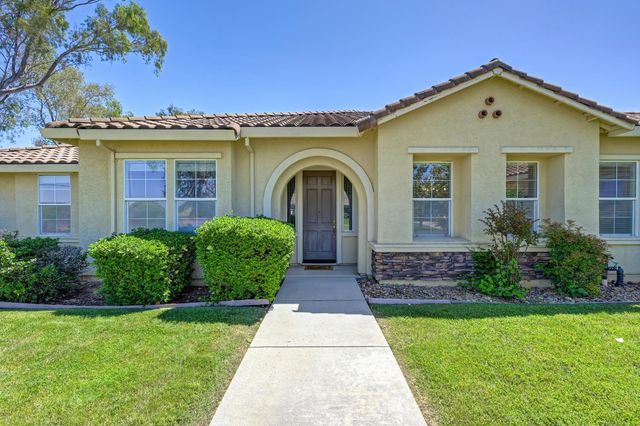 8001 Stallion Way, Sacramento, CA 95830