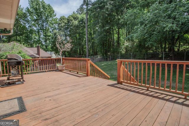 17 Mountain Oaks Drive, Carrollton, GA 30116