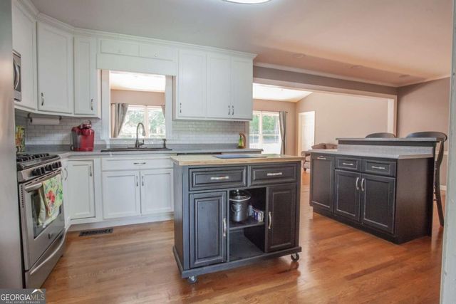 17 Mountain Oaks Drive, Carrollton, GA 30116