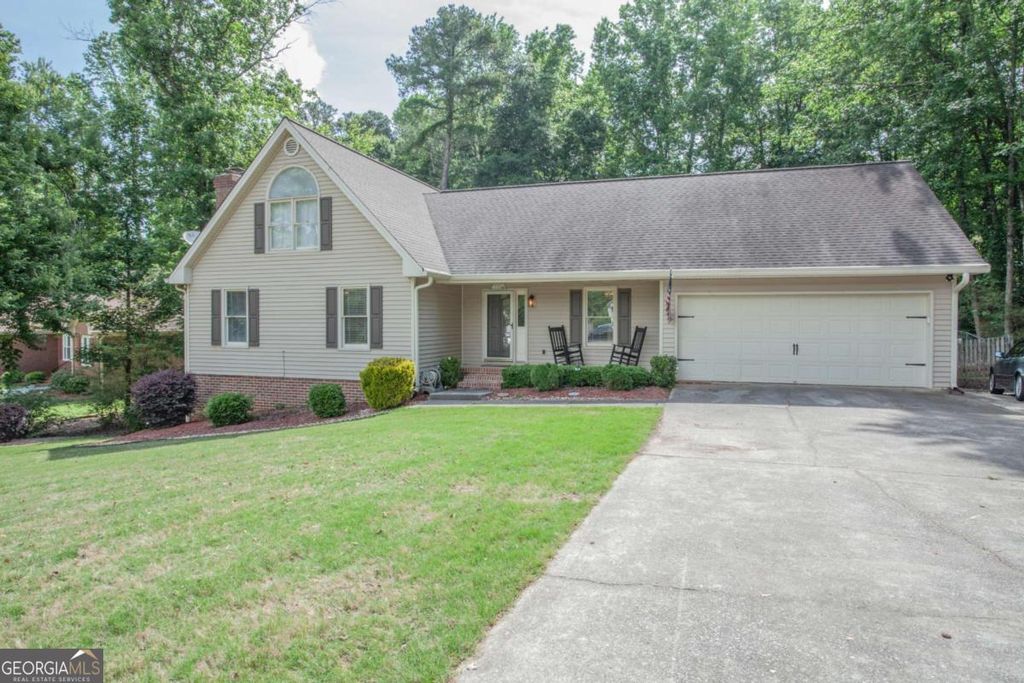 17 Mountain Oaks Drive, Carrollton, GA 30116