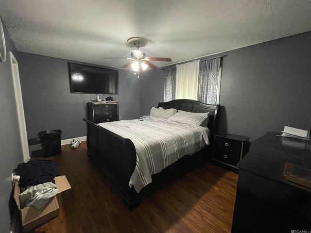 633 Woodcliff Dr, Baton Rouge, LA 70815