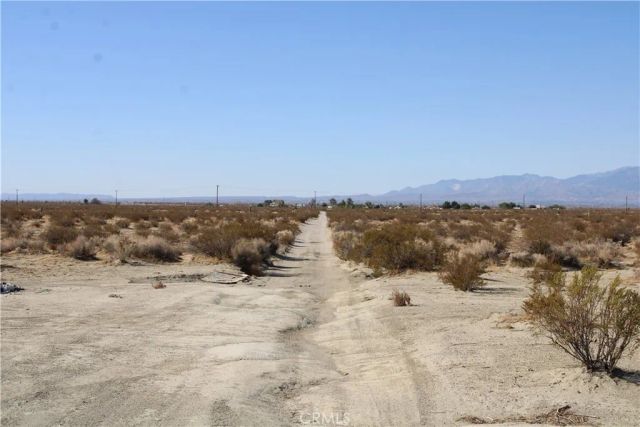20 Skyranch, Adelanto, CA 92301