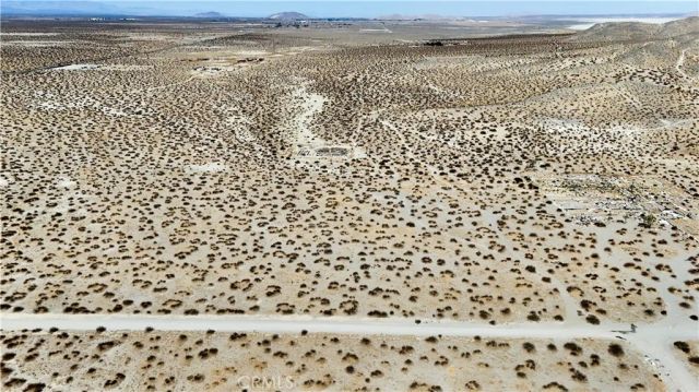 20 Skyranch, Adelanto, CA 92301