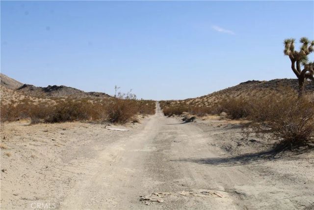 20 Skyranch, Adelanto, CA 92301