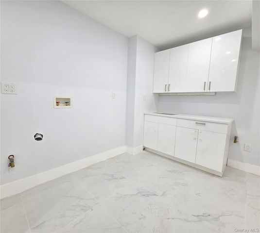 4081 Grace Avenue, Bronx, NY 10466