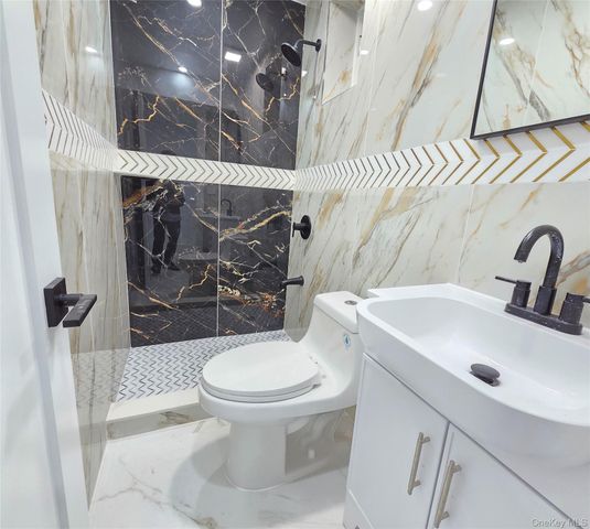 4081 Grace Avenue, Bronx, NY 10466