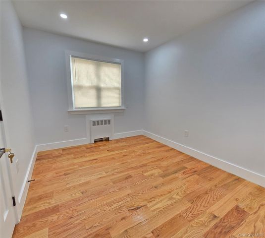 4081 Grace Avenue, Bronx, NY 10466