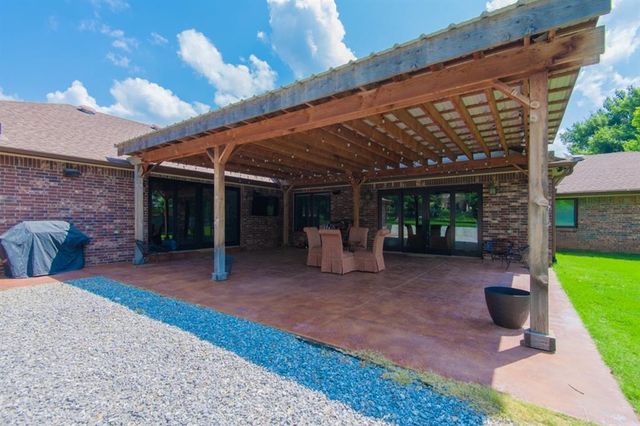 2709 Still Meadow Road, Edmond, OK 73013
