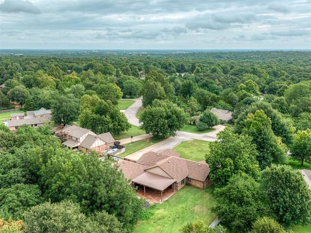 2709 Still Meadow Road, Edmond, OK 73013