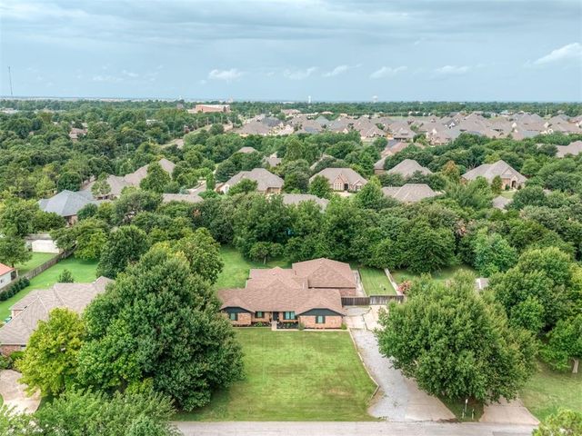 2709 Still Meadow Road, Edmond, OK 73013