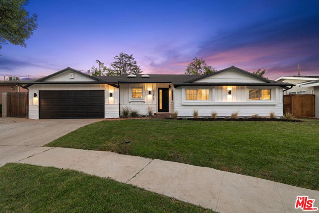 23649 Emelita Street, Woodland Hills (los Angeles), CA 91367