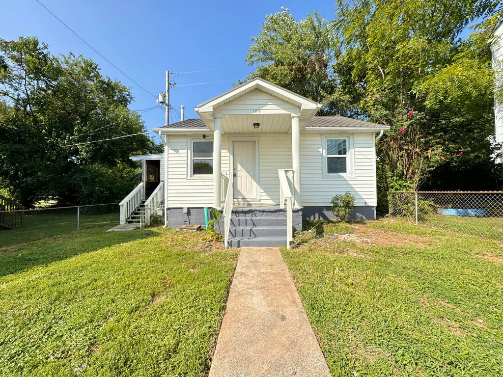 104 Adair Street, Frankfort, KY 40601