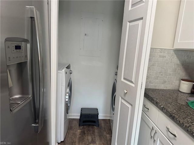 704 Nottoway River Ct Apt A, Chesapeake, VA 23320