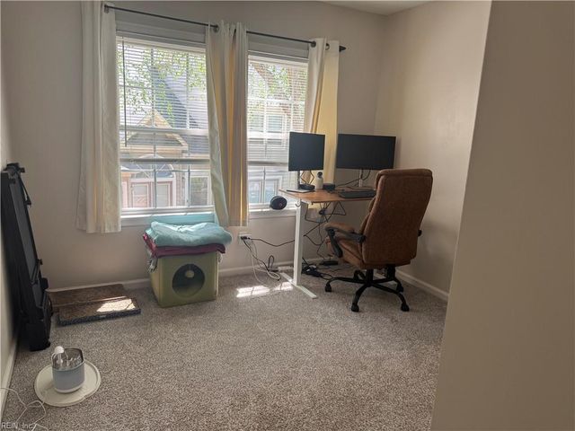 704 Nottoway River Ct Apt A, Chesapeake, VA 23320