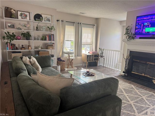 704 Nottoway River Ct Apt A, Chesapeake, VA 23320