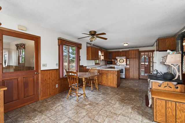 2270 397th Avenue, Stanchfield, MN 55080