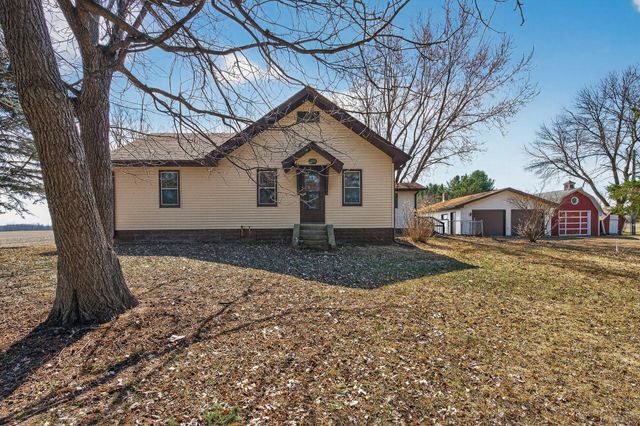 2270 397th Avenue, Stanchfield, MN 55080