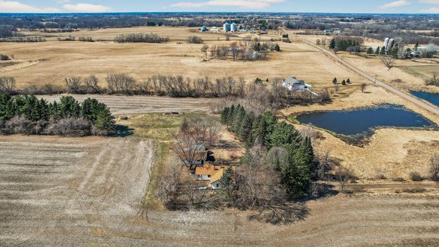 2270 397th Avenue, Stanchfield, MN 55080