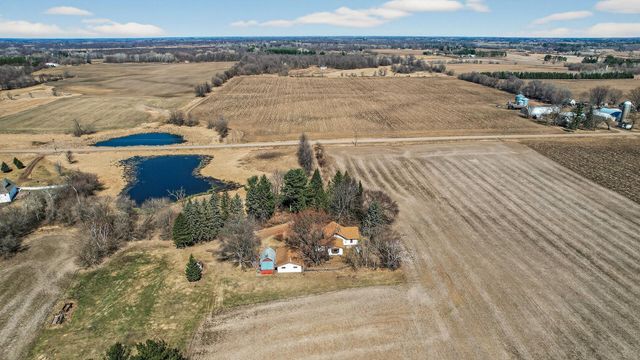 2270 397th Avenue, Stanchfield, MN 55080