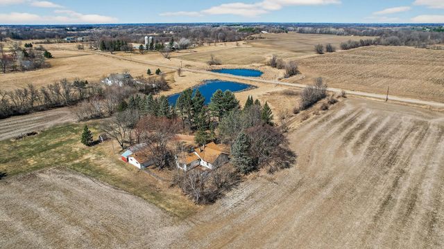 2270 397th Avenue, Stanchfield, MN 55080
