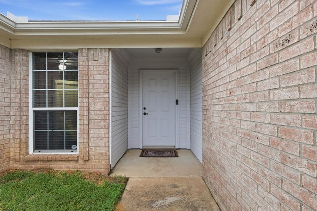 1822 Cancun Drive, Mansfield, TX 76063