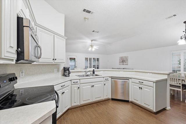 1822 Cancun Drive, Mansfield, TX 76063