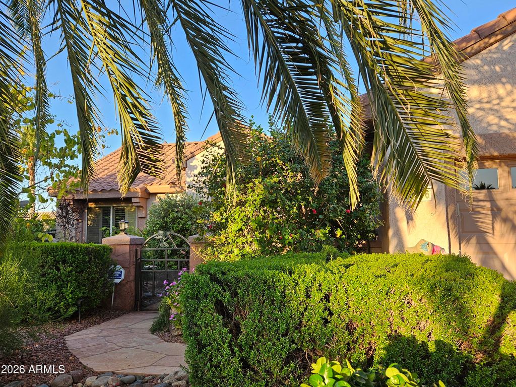 15576 W CORAL POINTE Drive, Surprise, AZ 85374 — exterior