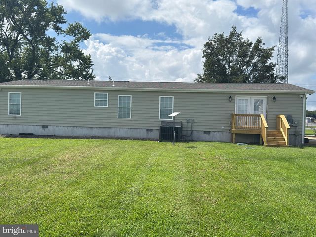 10957 SALT BARN RD, Laurel, DE 19956