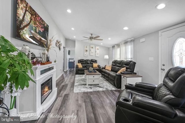 10957 SALT BARN RD, Laurel, DE 19956