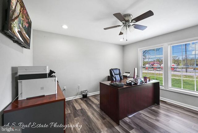 10957 SALT BARN RD, Laurel, DE 19956