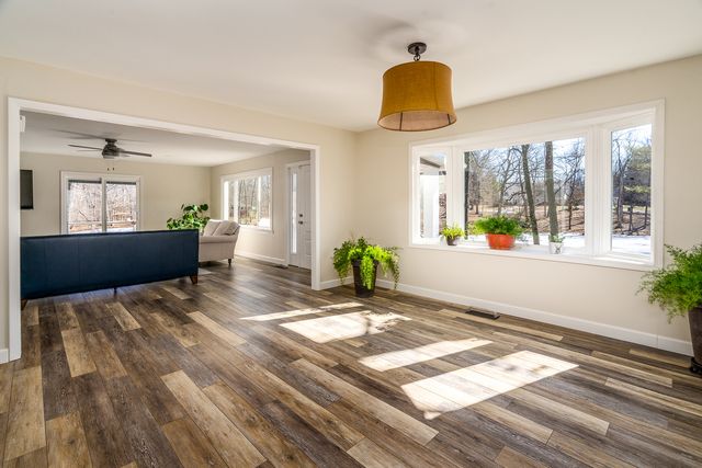 14700 N Allen Lane, Mt Vernon, IL 62864