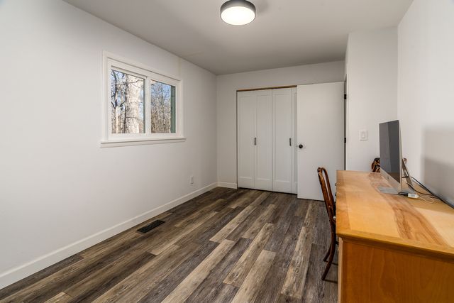 14700 N Allen Lane, Mt Vernon, IL 62864