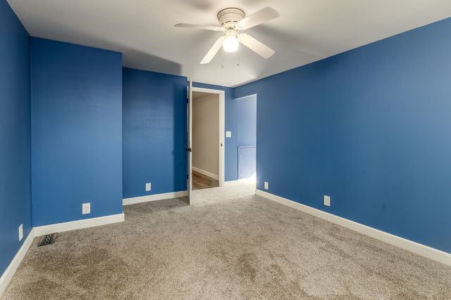 14700 N Allen Lane, Mt Vernon, IL 62864