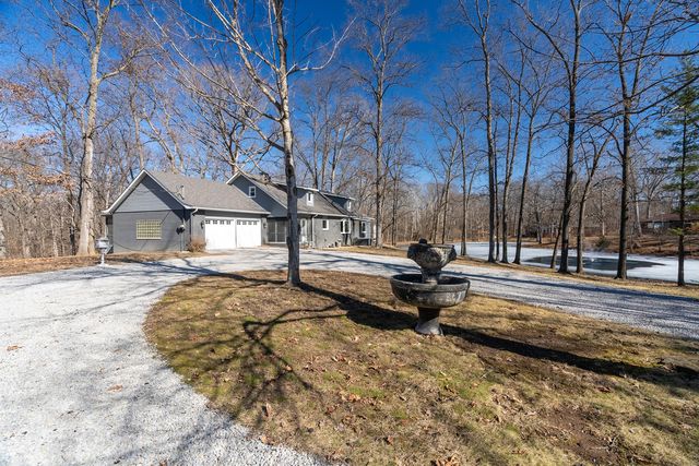 14700 N Allen Lane, Mt Vernon, IL 62864