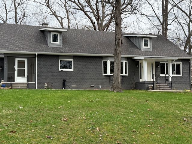 14700 N Allen Lane, Mt Vernon, IL 62864